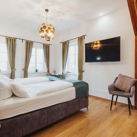 שרבאוץ Hotel Butz מראה חיצוני תמונה