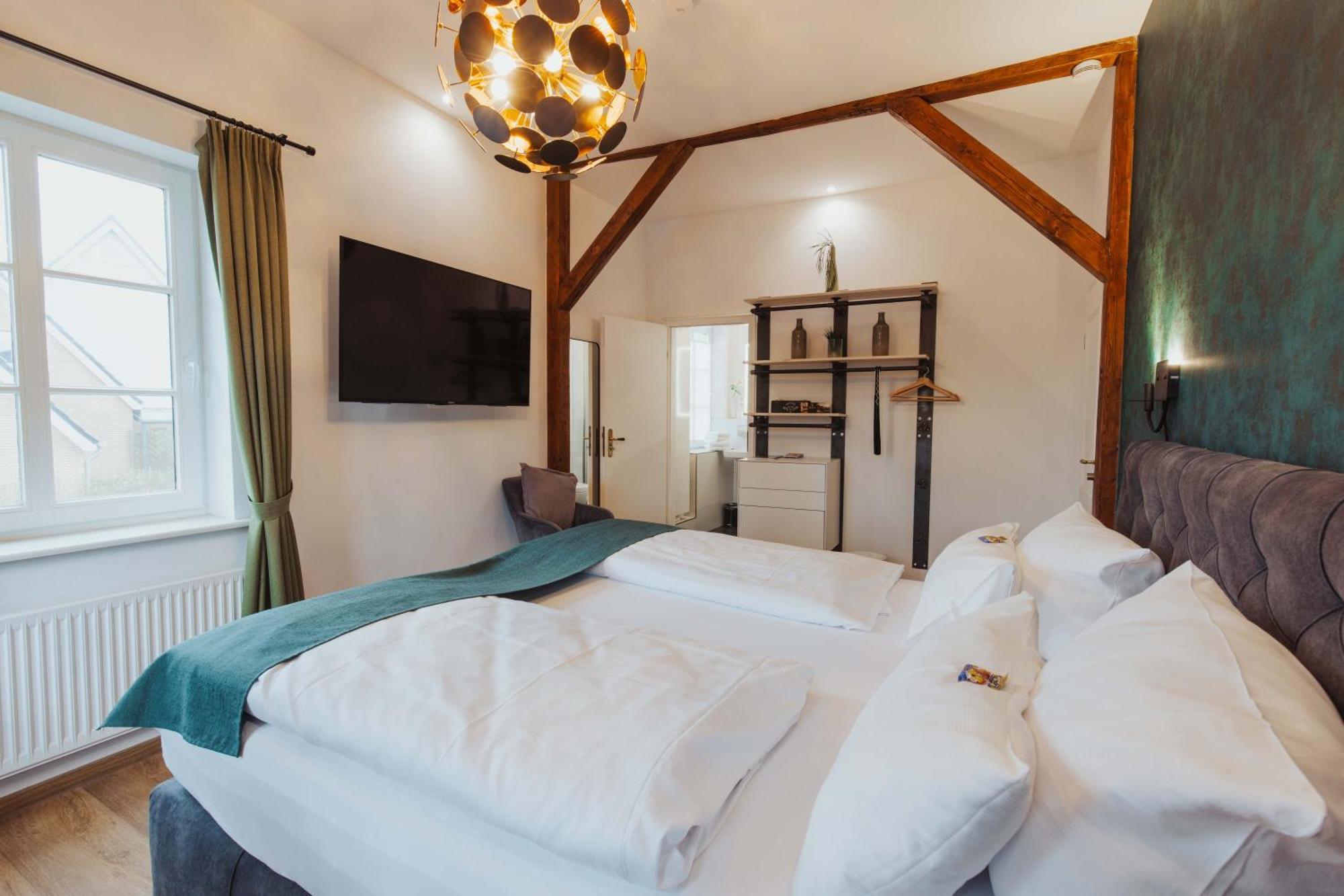 שרבאוץ Hotel Butz מראה חיצוני תמונה